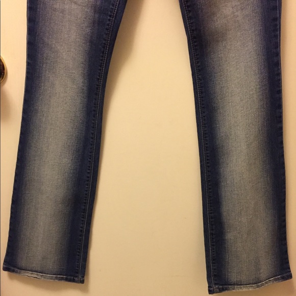 l.e.i. Ashley Low Rise Boot Cut - Picture 5 of 5